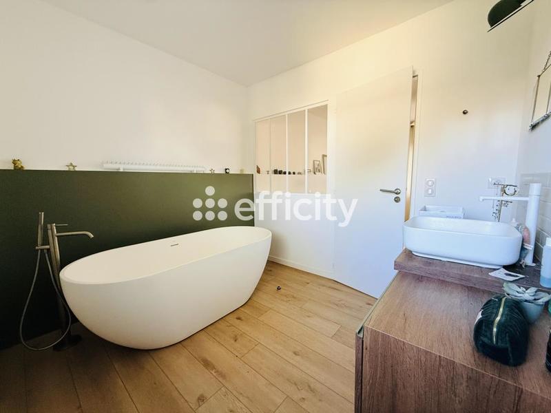 Villa - 158 m² - 5 pièces