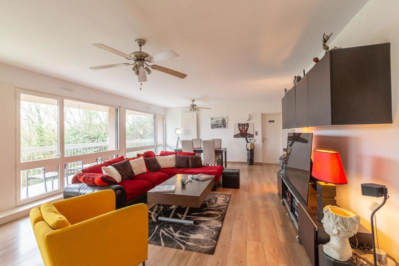 Appartement - 128 m² - 5 pièces