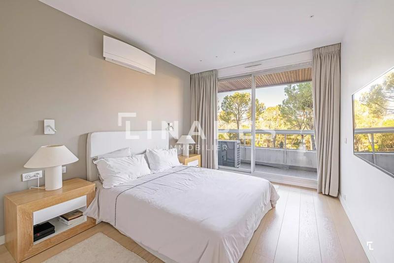 Appartement - 90 m² - 3 pièces