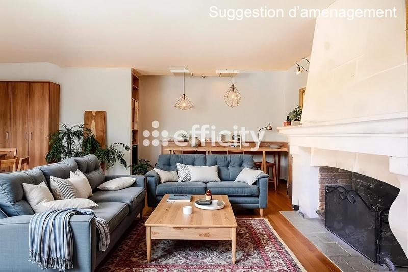 Maison - 330 m² - 7 pièces