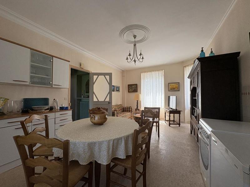 Maison - 124 m² - 7 pièces