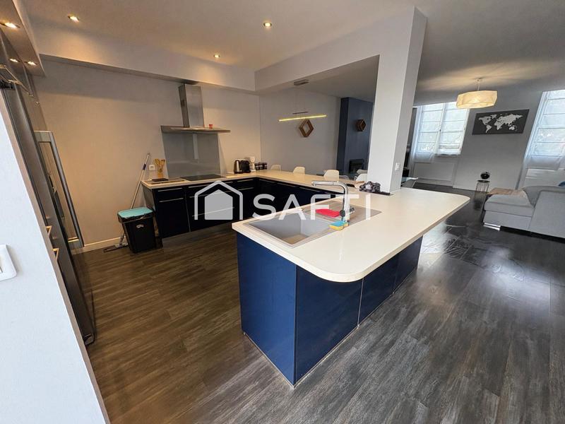 Appartement - 111 m² - 5 pièces