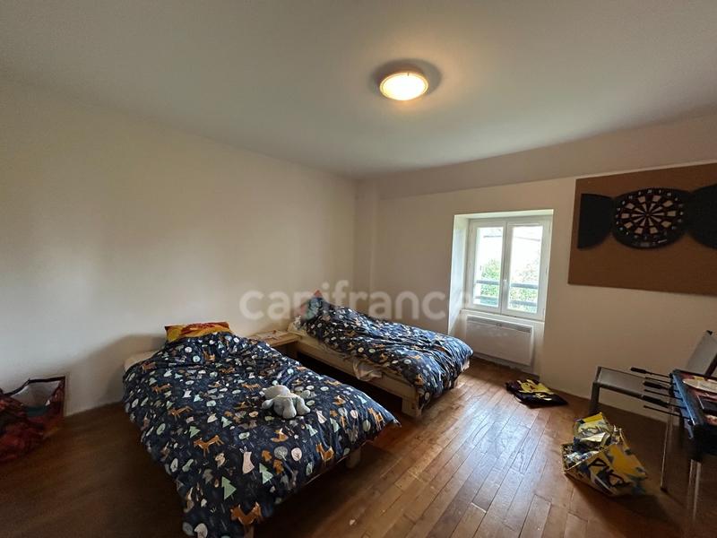 Maison - 387 m² - 15 pièces