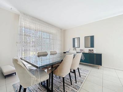 Maison traditionnelle - 160 m² - 6 pièces