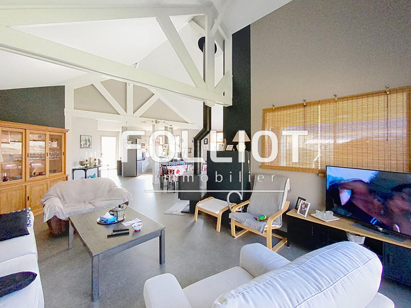 Maison - 141 m² - 5 pièces