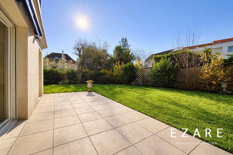 Appartement - 134 m² - 6 pièces