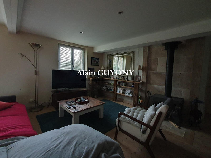 Maison - 227 m² - 8 pièces