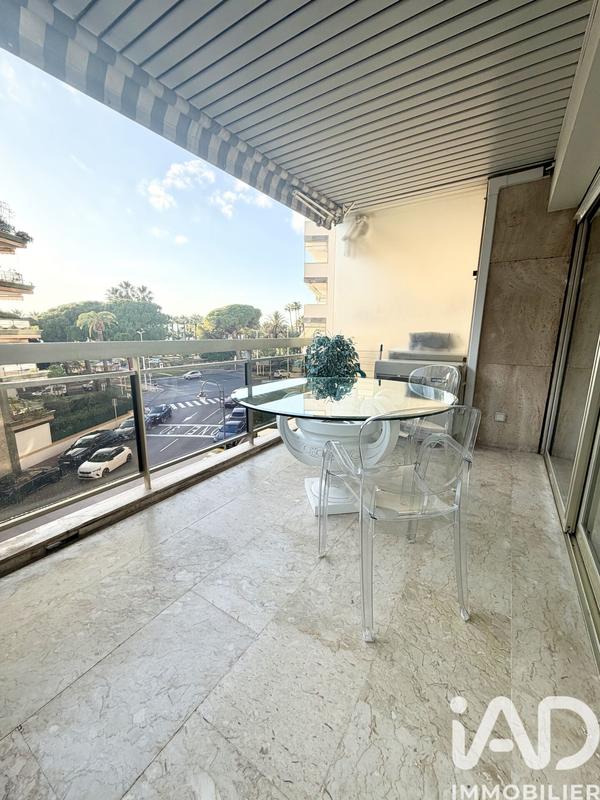 Appartement - 65 m² - 2 pièces