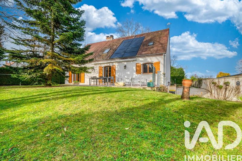 Maison - 162 m² - 8 pièces