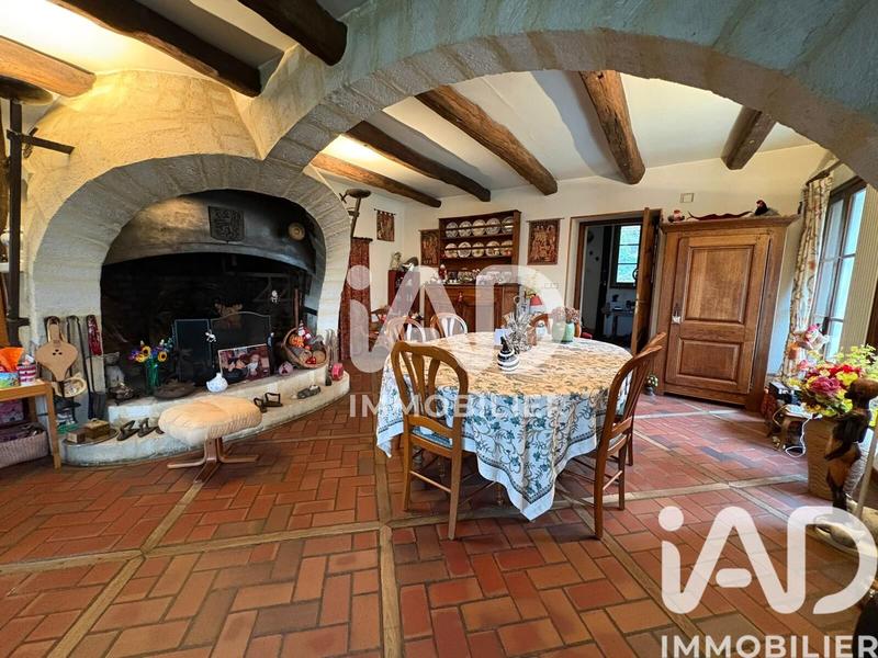 Maison - 239 m² - 7 pièces