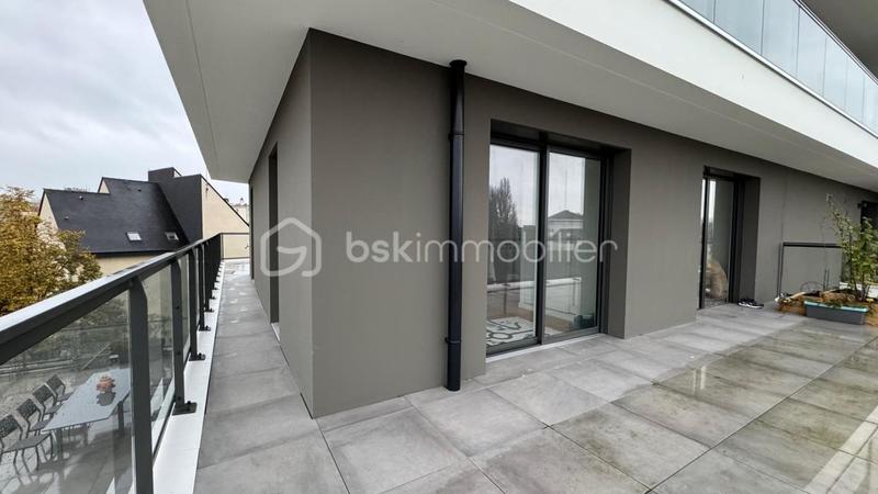 Appartement - 101 m² - 5 pièces