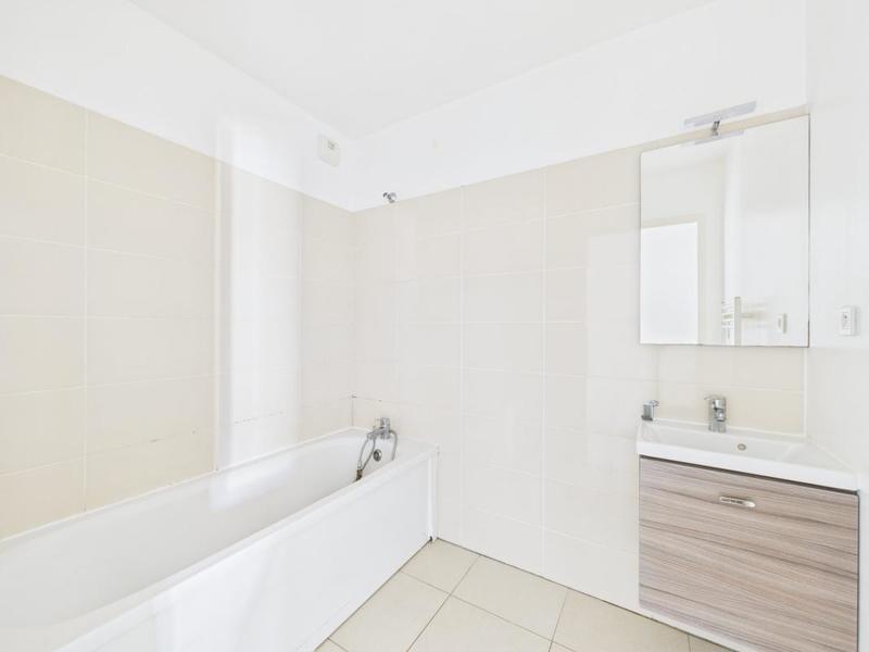 Appartement - 79 m² - 4 pièces