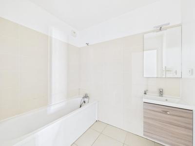 Appartement - 79 m² - 4 pièces