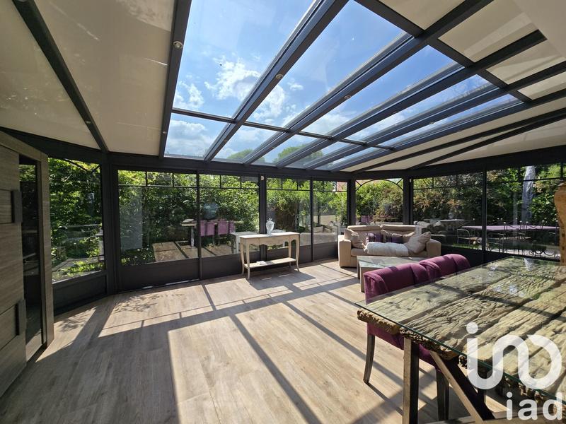 Maison - 219 m² - 8 pièces