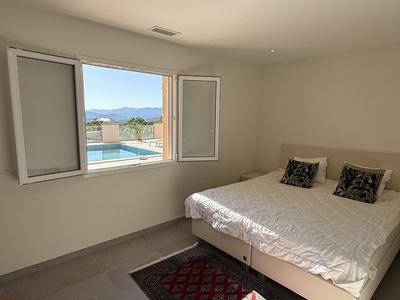 Villa - 162 m² - 5 pièces