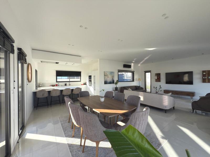 Maison - 159 m² - 6 pièces