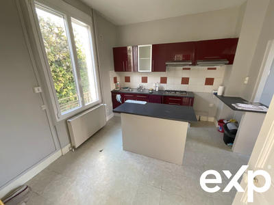 Maison - 76 m² - 4 pièces