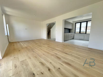 Maison - 135 m² - 7 pièces