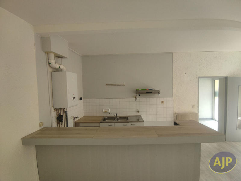 Appartement - 81 m² - 3 pièces