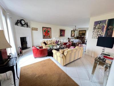 Maison - 136 m² - 7 pièces