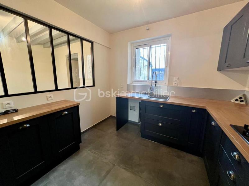 Maison en pierre - 140 m² - 6 pièces