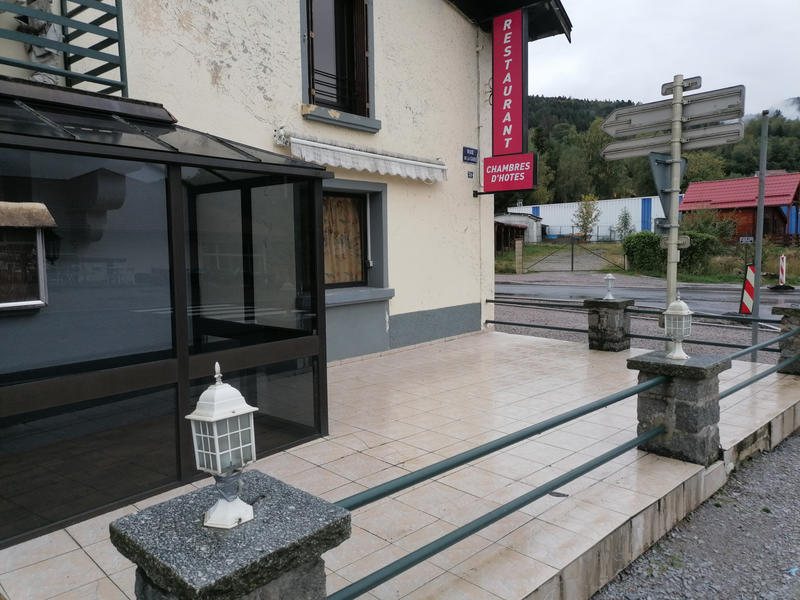 Local d'activités - 616 m²