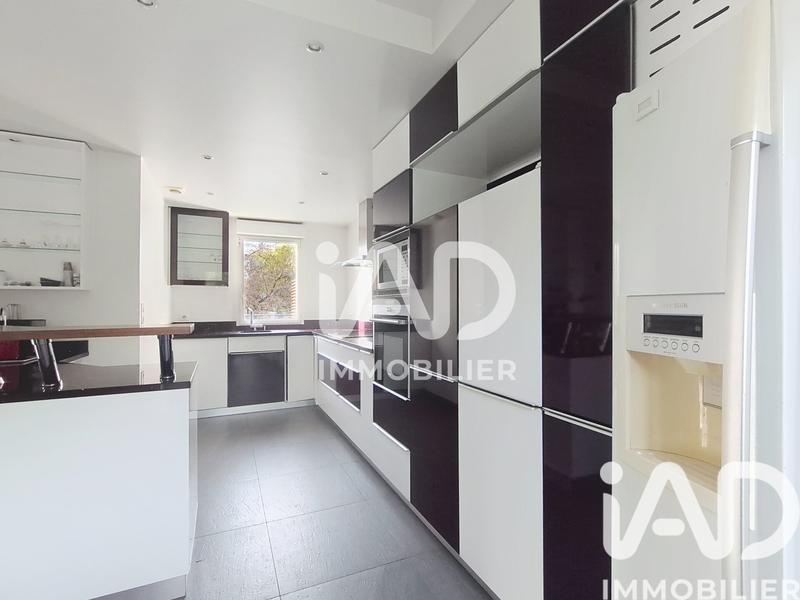 Maison - 107 m² - 6 pièces