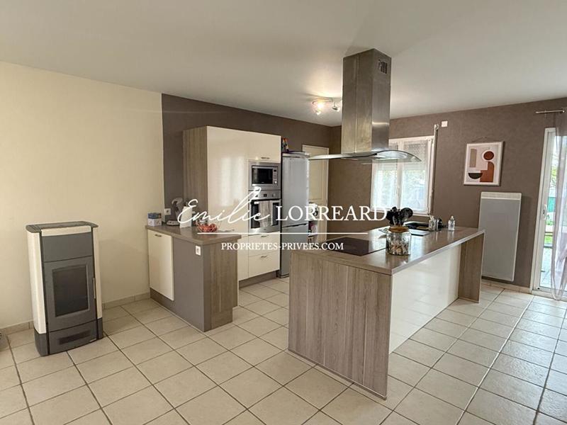 Maison - 122 m² - 6 pièces