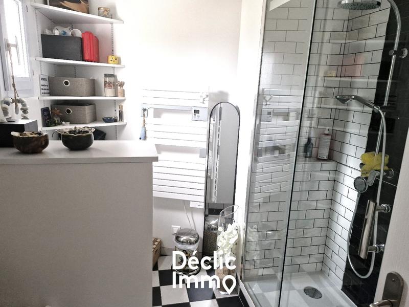 Maison - 102 m² - 6 pièces