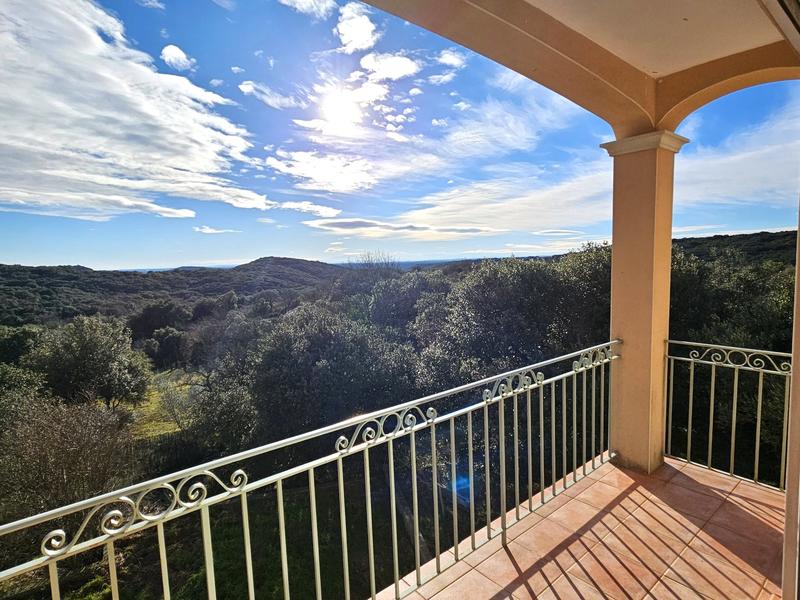 Villa - 130 m² - 5 pièces