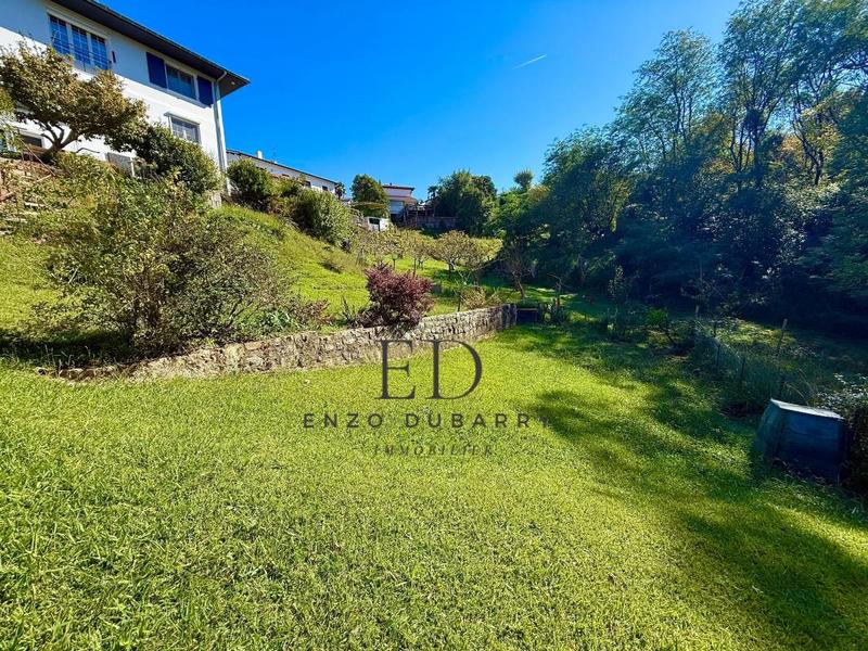 Maison - 206 m² - 7 pièces