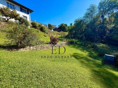 Maison - 206 m² - 7 pièces