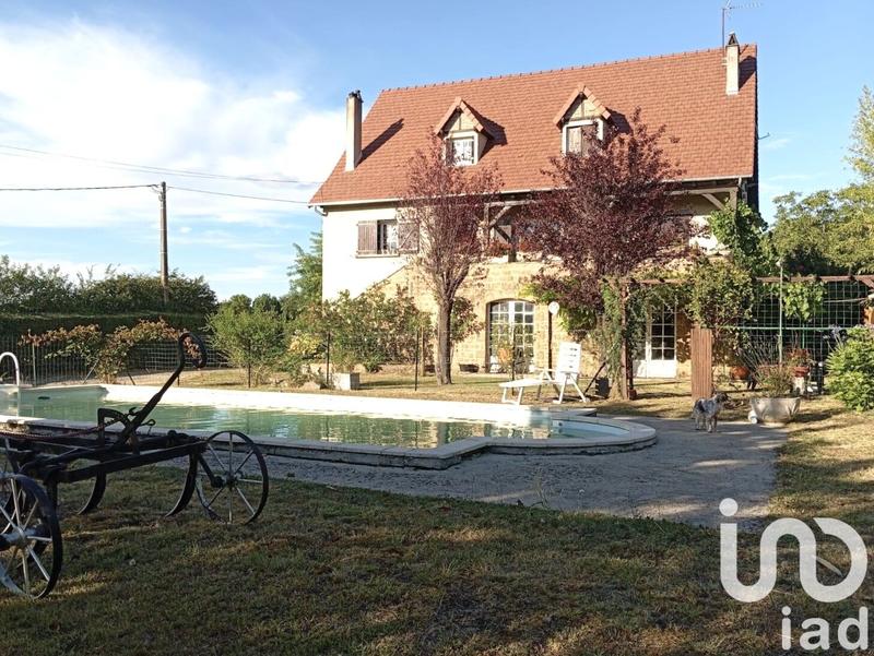 Maison - 180 m² - 6 pièces