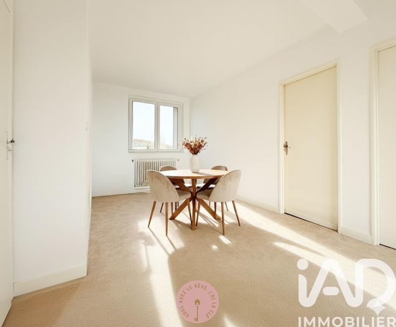 Appartement - 70 m² - 4 pièces