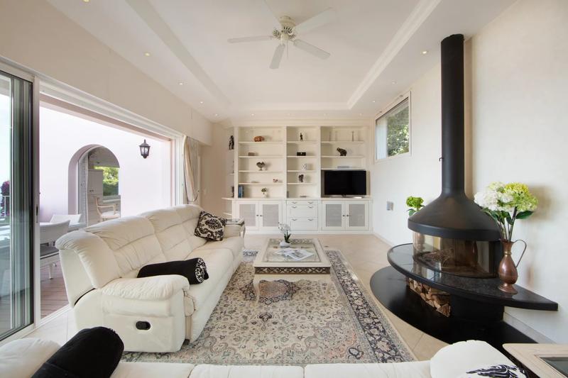 Villa - 231 m² - 6 pièces