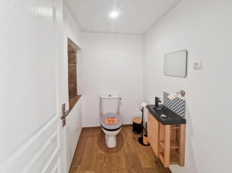 Maison - 207 m² - 7 pièces