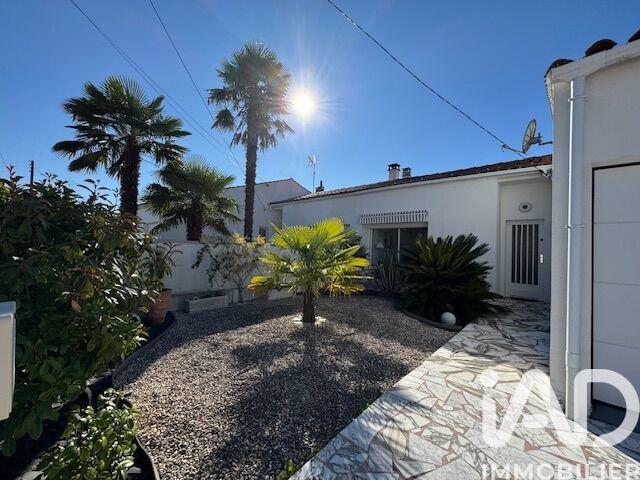 Maison - 96 m² - 5 pièces