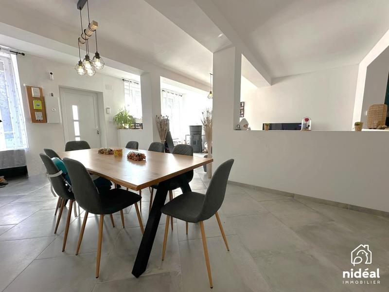 Maison - 148 m² - 6 pièces