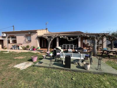 Maison - 90 m² - 3 pièces