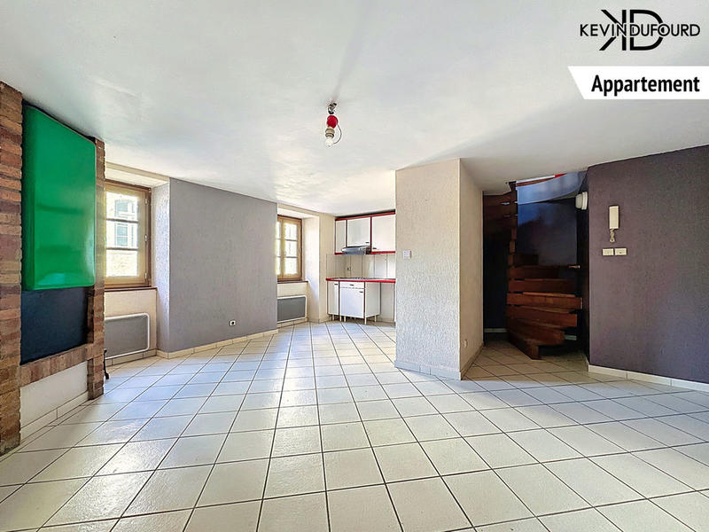 Immeuble - 130 m² - 6 pièces