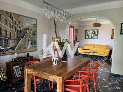 Maison - 215 m² - 4 pièces