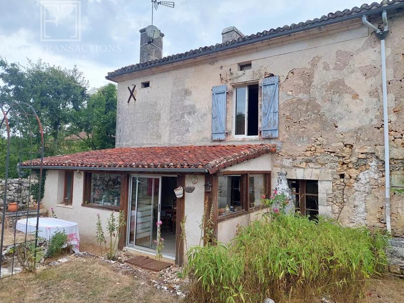 Maison - 390 m² - 16 pièces