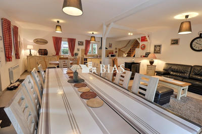 Maison ancienne - 290 m² - 12 pièces