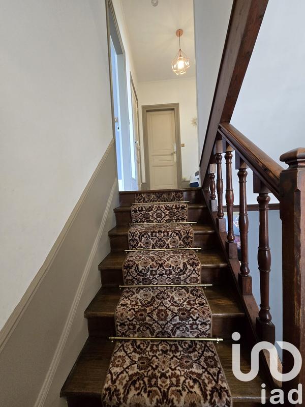 Maison - 160 m² - 9 pièces