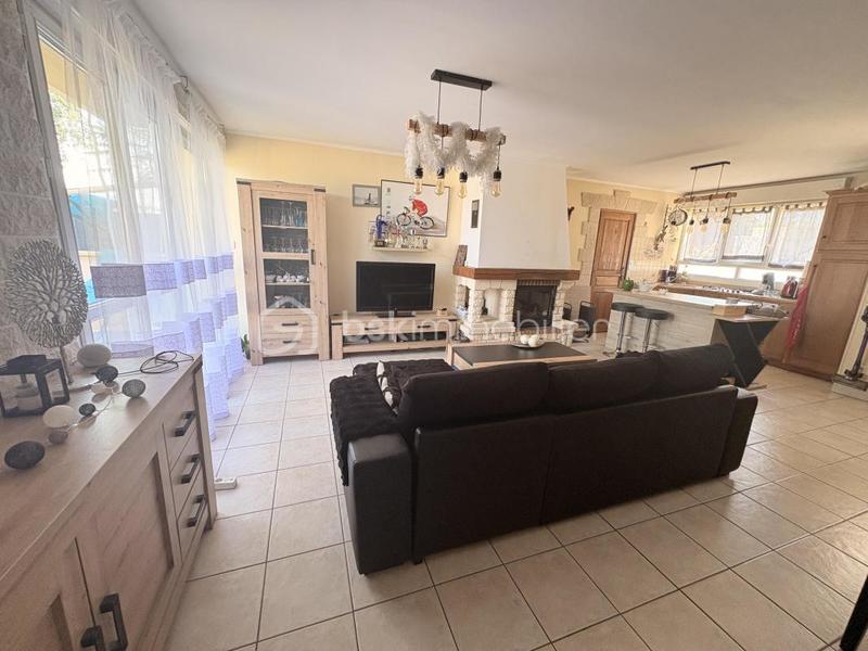 Maison traditionnelle - 76 m² - 3 pièces