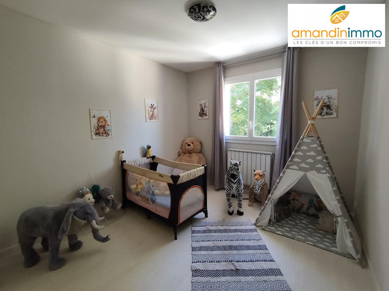 Maison - 125 m² - 7 pièces