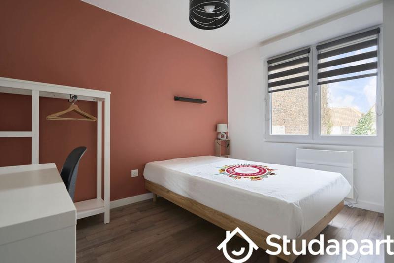 Chambre - 10 m² - 1 pièce