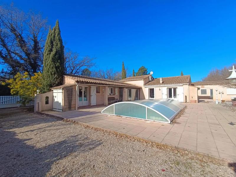 Maison - 161 m² - 7 pièces