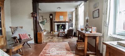 Maison - 140 m² - 5 pièces