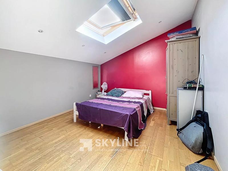 Maison - 147 m² - 7 pièces